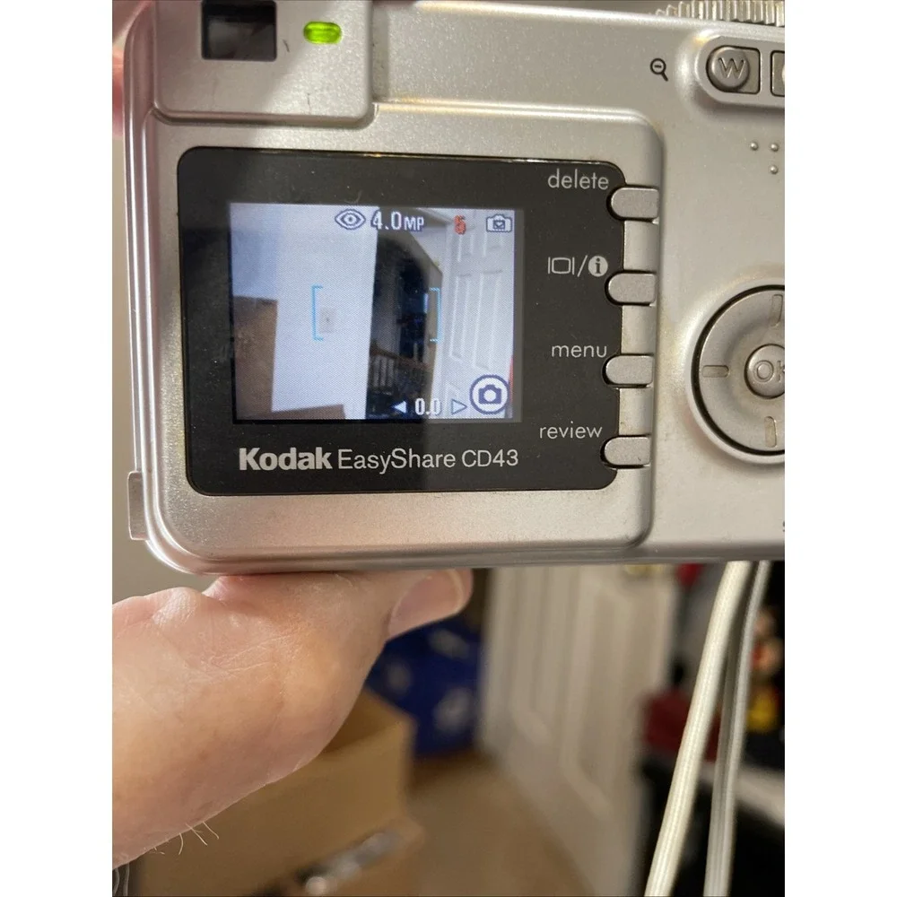 Kodak EasyShare CD43 4MP CCD Digicam Digital Camera + 2AA's  - Tested!